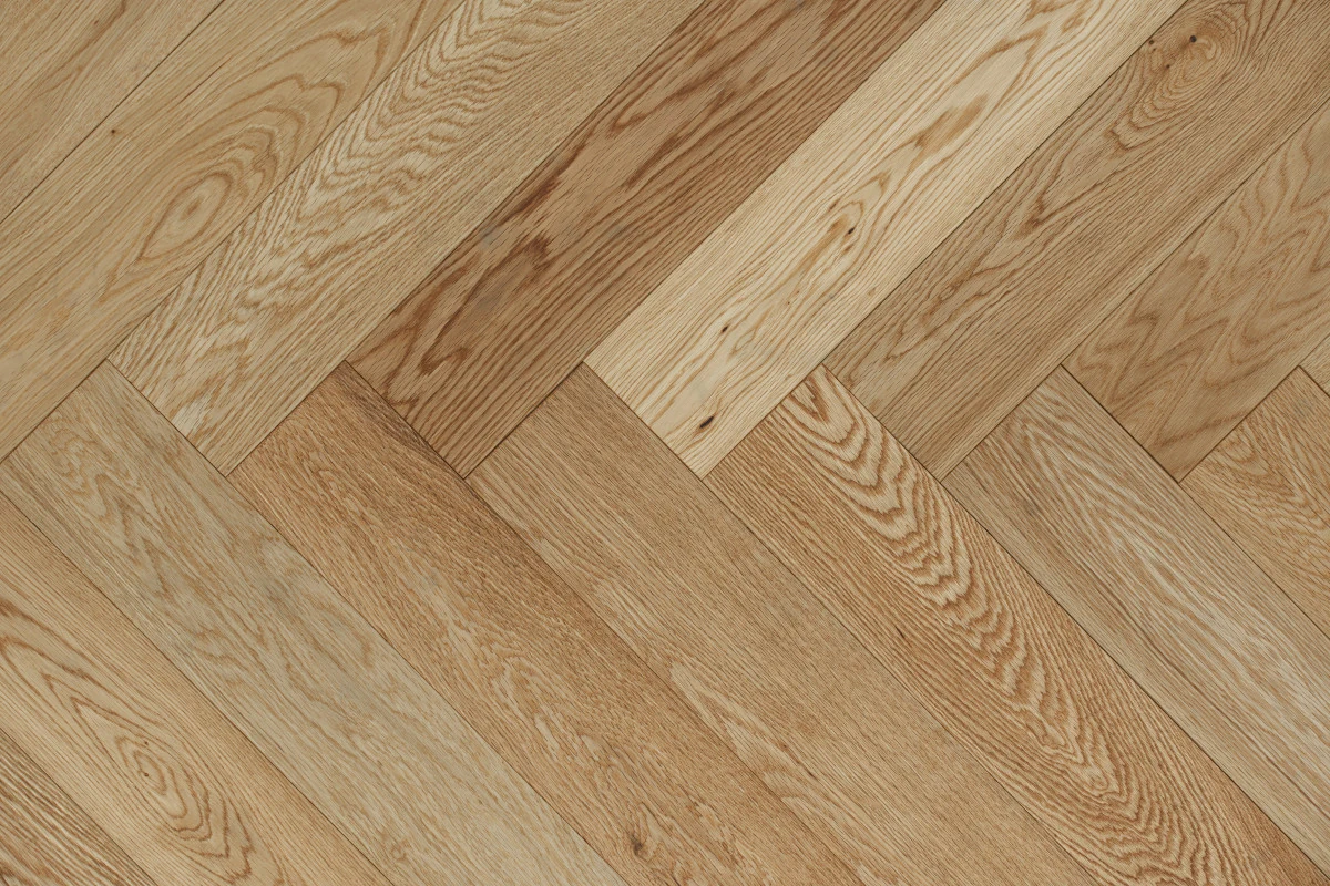 Amber Wood Дуб Натур Ёлка